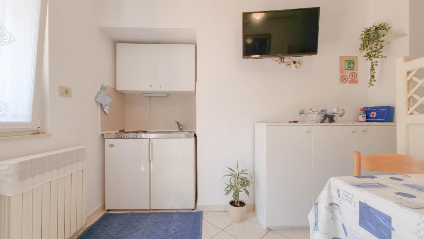 Alma One Apartment Novigrad Istria Exterior foto